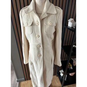 Kenneth Cole reaction cream colored military style wool coat size 6 pea coat